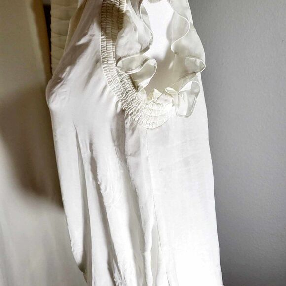 Prelove Current Air Los Angeles small white top with ruffle sleeves. - Picture 6 of 11